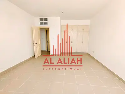 Luxurious 2 Bedroom + Parking Book Now