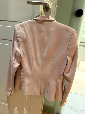 Light pink women's blazer, gently used, size S, office blazer