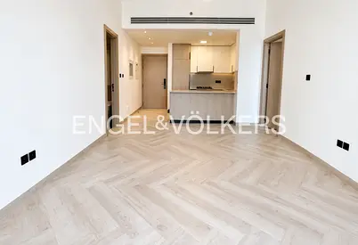 High ROI | Tenanted | Close to Mall & Park