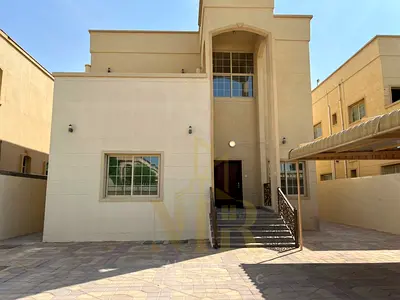 فيلا بالروضه 2  قريب من شارع شيخ عمار والمسجد تمليك حر لجميع الجنسيات وأمكانية التمويل البنكي بسعر شامل كهرباء ومية ومكيفات