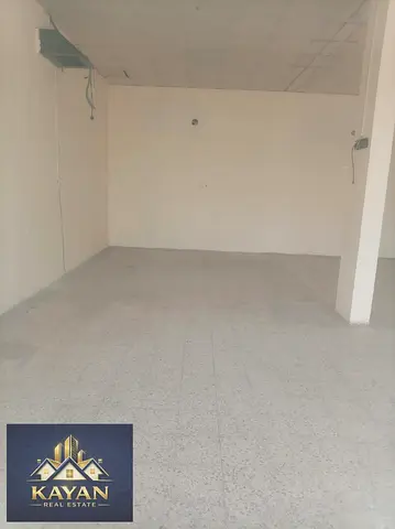 Shop for Rent – Prime Main Road Location Commercial 600 sq.ft