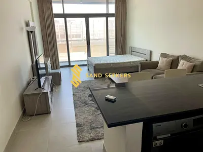 Luxurious Living | Fully Furnished | Park View