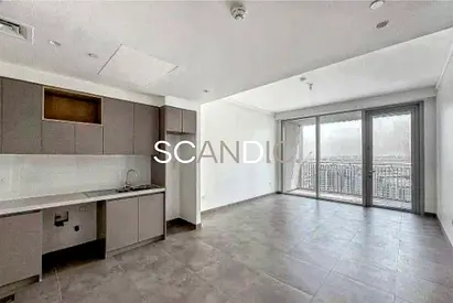 Ready Now | Canal, Community Views | Bright