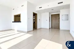 Available Nov | Low Floor | Unfurnished