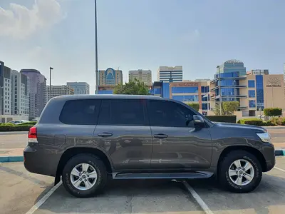 2018 Toyota Land Cruiser EXR V8