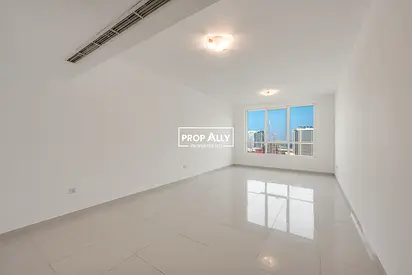 Elegant Apartment | Stunning Canal View | Coral Tower