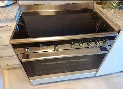 Siemens iQ700 Electric Ceramic Cooker
