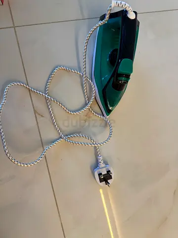 Steam Iron in Excellent Working Condition