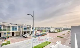 Less Price Offer!!Private Garden Park!!3bhk for rent in Villa........