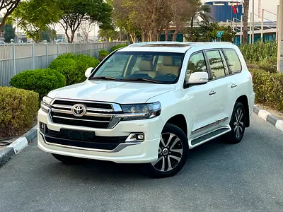Toyota Land Cruiser 2019 GXR Grand Touring GCC Specs • Original Paint
