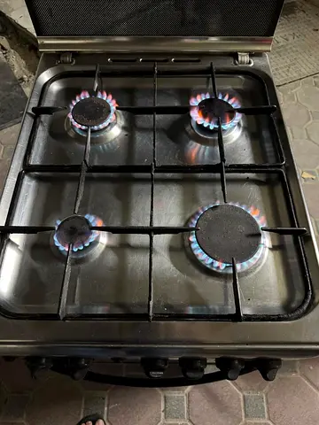 Used 4-Burner Gas Stove / Cooker - Working Condition