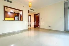 Vacant | Low Floor | Motivated | Easy to View!