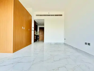Park View // Amazing Spacious Studio // Ready to Move // All Amenities