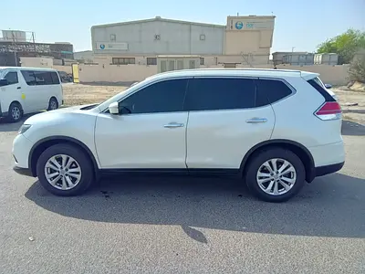 2015 Nissan X-TRAIL photo 3