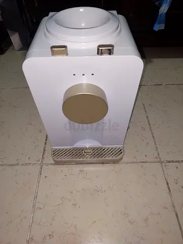 Geepas Hot & Normal Water Dispenser in excellent condition