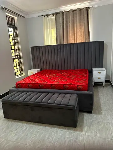 Upholstered king bed with storage bench - Grey
