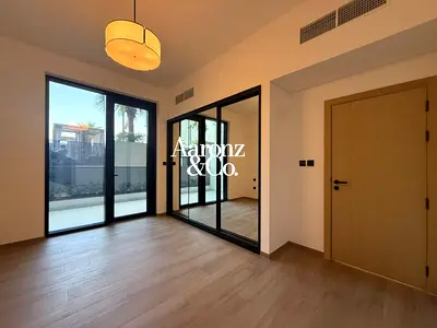 Vacant and Ready Apt | Low Floor | Fully Furnished