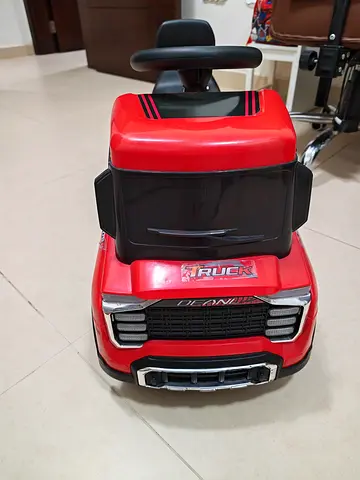 Kids electric car