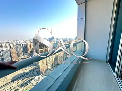 شقة فاخرة (غرفة وصالة) مع شرفة وخزائن | حمامان | شهر مجاني | إيجار ثابت لمدة 3 سنوات | استخدام مجاني للنادي الرياضي والمسبح