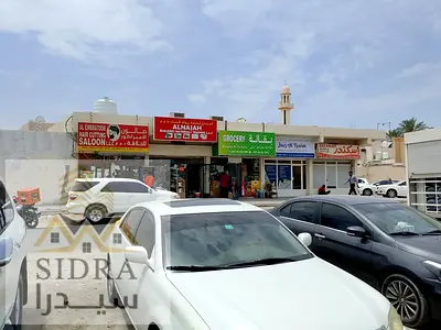 فرصة استثمارية تجارية مميزة | بيت عربي ومحلات تجارية | زاوية | تملك حر | الراشدية 3 – عجمان