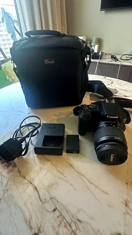 Canon EOS 250D DSLR Camera – Brand New Condition | Complete Kit | AED 1,500