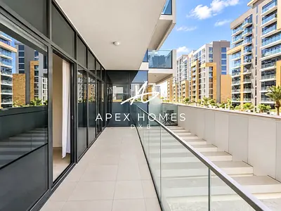 Spacious | Chiller-Free |Pool View |Fitted Kitchen
