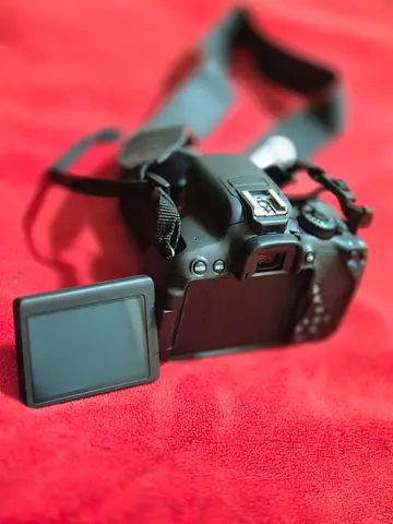 Canon DSLR with Flip-Out LCD and Neck Strap - never used