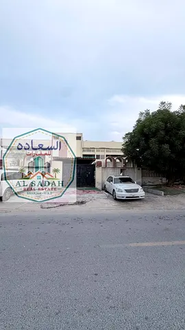 للبيع فيلا دورين في القادسية الدور اول في 5غرف وصالة ومجلس ومطبخ الدور ثاني في 3 غرف وحمامين ومطبخ في عدادين الكهرباء والماء مساحة 4900 قدم موجر 55000 الف مطلوب في 860000 الف سعر قابل