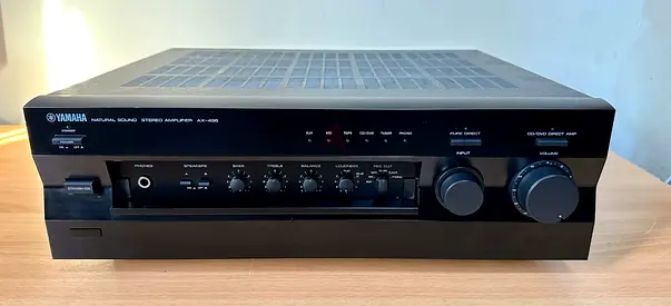 Yamaha stereo amplifier