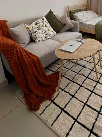 2 seater sofa - excellent condition