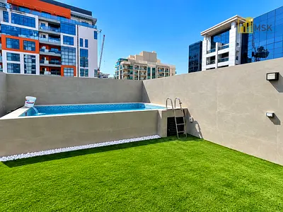 Fully Furnished | Luxury 1BR | Large Layout