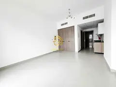 Bright Studio | Brand New| Balcony & City Views
