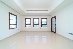 Spacious 5BR Family Villa, Direct from Owner