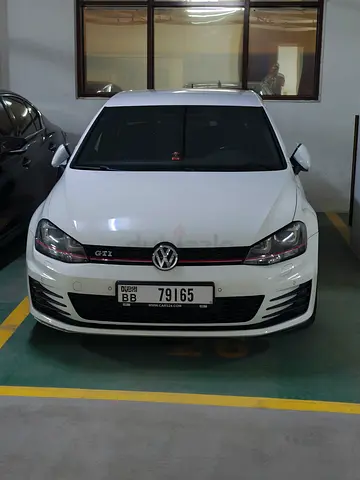 2015 Volkswagen Golf GTI Clubsport GCC Specs
