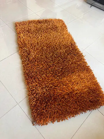 Set of 2 Rugs-80 aed
