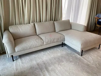 Great condition Tha loom collection Lsahpe sofa