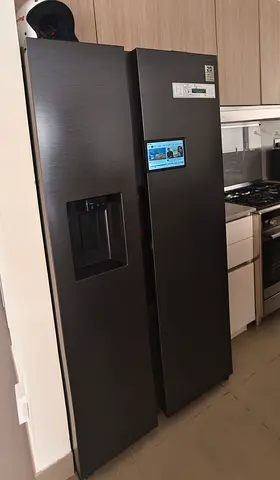 SAMSUNG FRIDGE
