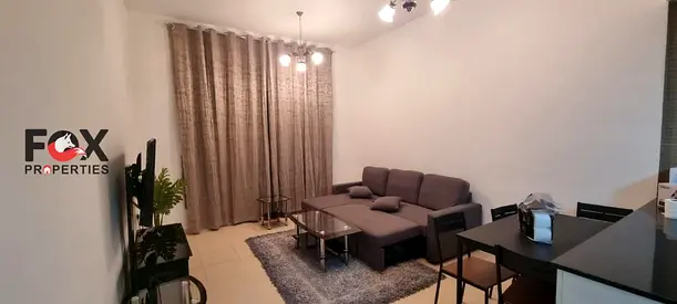 1BHK City Towers Big size Apartment of 865sqft With parking With furniture 31k 4/6
