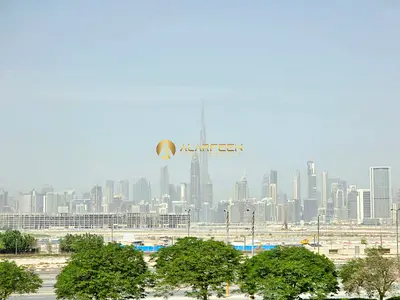 Corner-2BHK Luxurious-BRIGHT-With Gym Pool