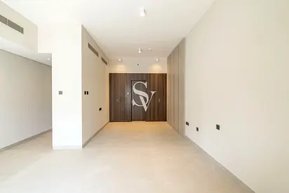 Corner Studio | Rented | Convertible 1BR