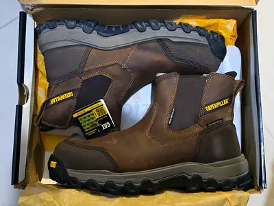 F040784939 - Caterpillar Steel-Toe Work Boots — Size 42
