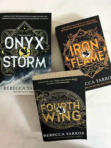 Fourth Wing Series – For Sale | Fantasy & Romantasy Books