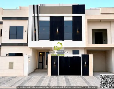 An exceptional townhouse (registration and ownership transfer fees included) featuring an American design—two floors plus a roof—at a great price