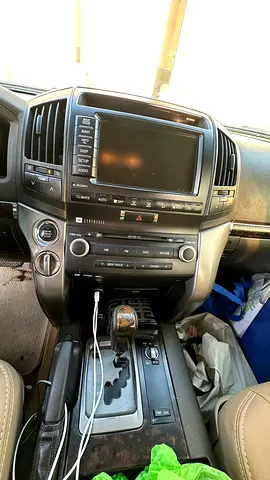 2010 Toyota LAND CRUISER — миниатюра 11