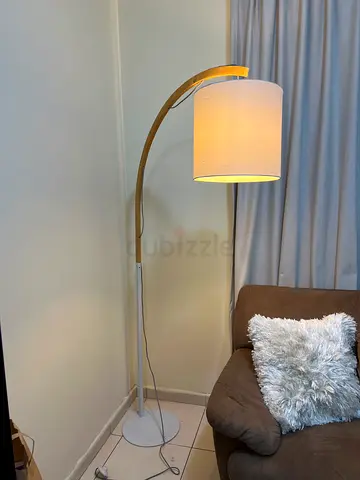 Floor lamp