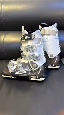 Ski Alpaine Boot size 37EUR & Bib Pants