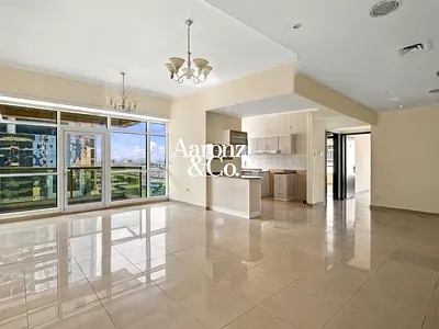 Vacant | Next to DMCC metro | Balcony | Low Floor