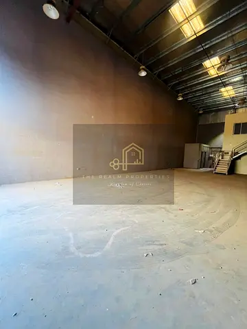 **DEAL**1818 SQFT WAREHOUSE FOR RENT IN RAS AL KHOR