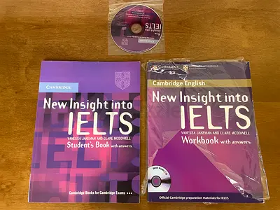 Cambridge New Insight into IELTS (Student's Book, Workbook & CD)