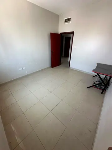 شقة غرفتين وصالة للإيجار السنوي مساحة كبيرة في النعيمية 3 - بجانب المراد مول، عجمان (كود: 2434)
